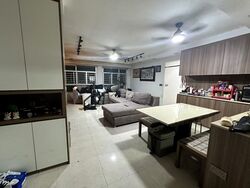 Blk 428A Floral Spring @ Yishun (Yishun), HDB 5 Rooms #522255601
